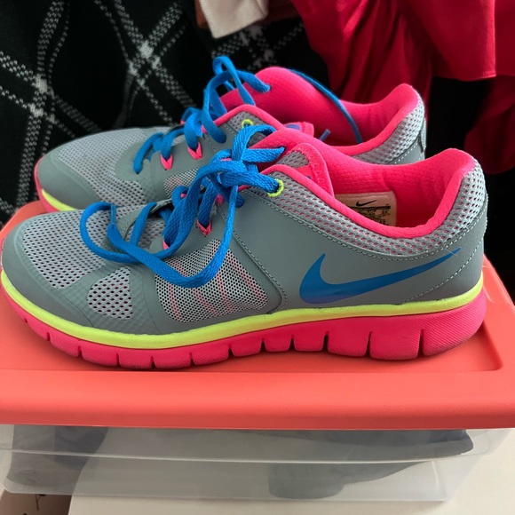 Colorblock Nikes - Picture 1 of 3